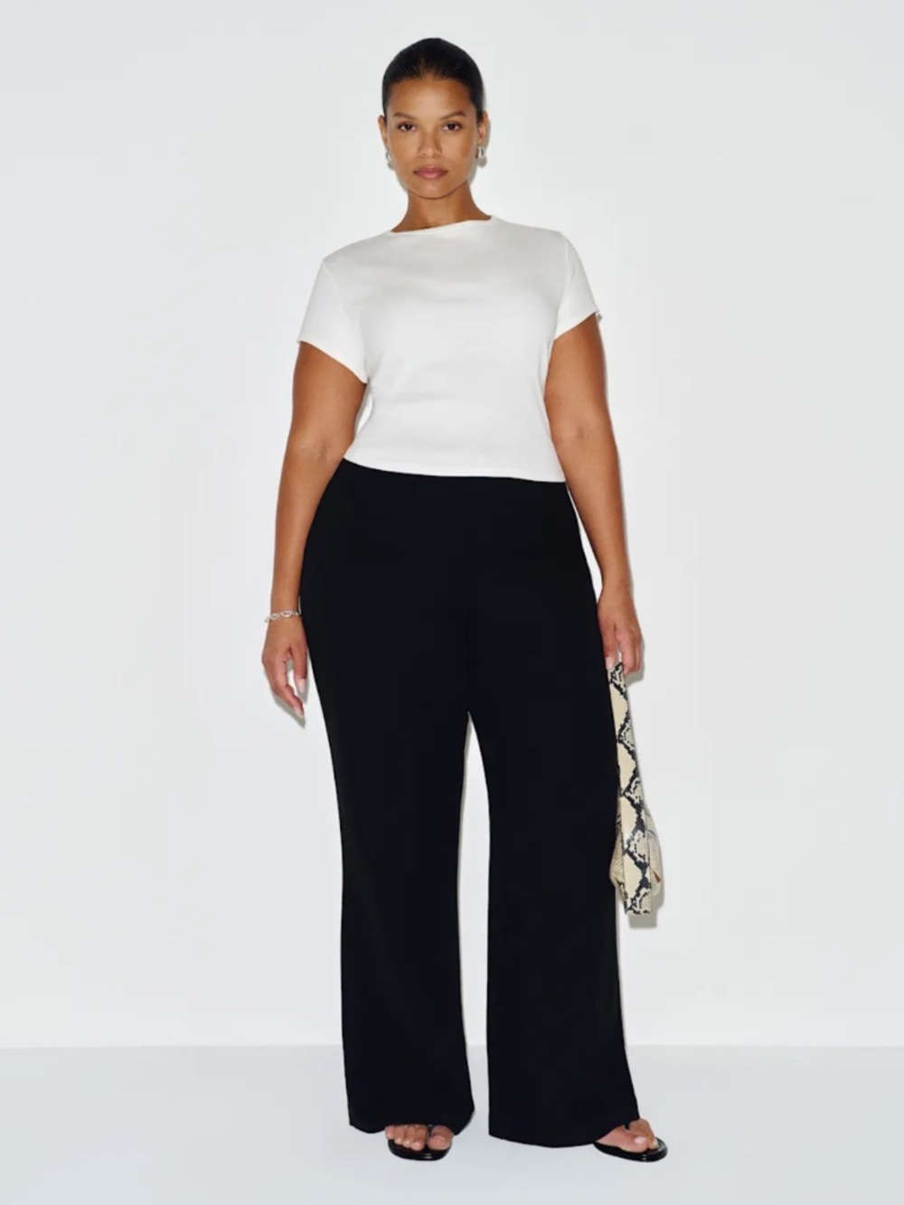 NWOT Reformation Muse Tee Es